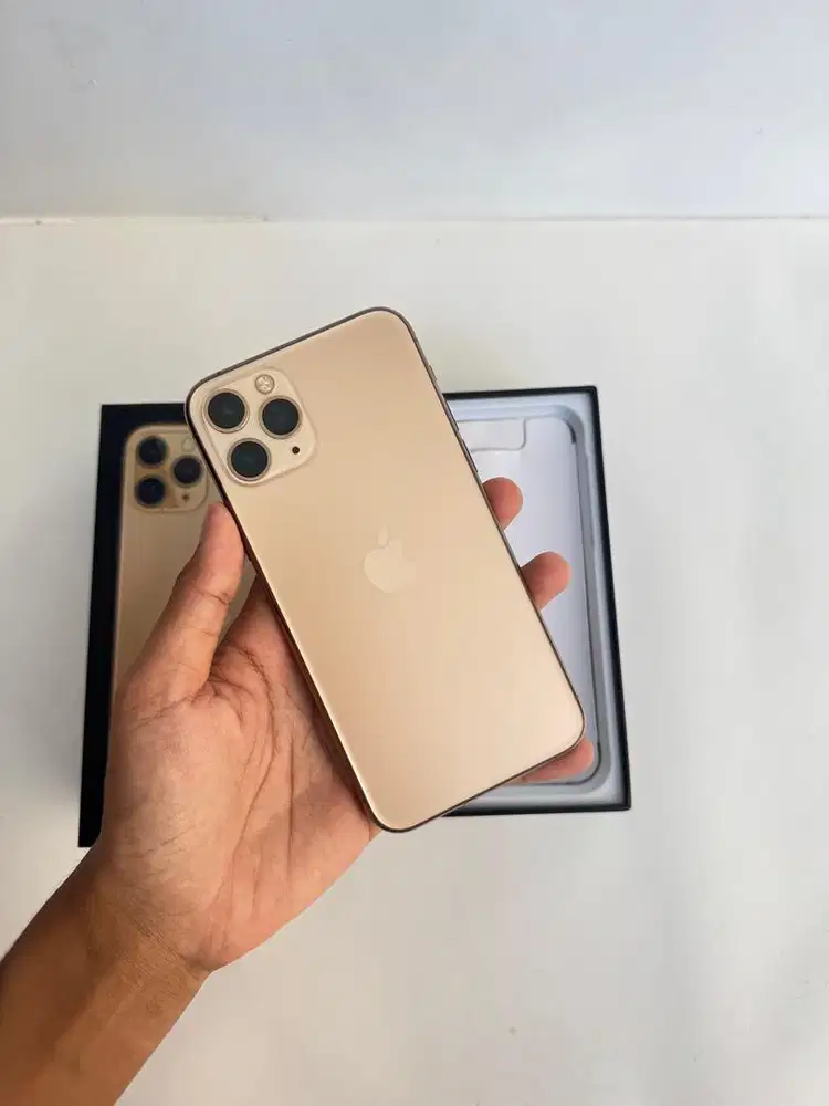 JUAL CEPAT IPHONE 11 PRO 256GB DUAL SIM FULLSET NO MINUS