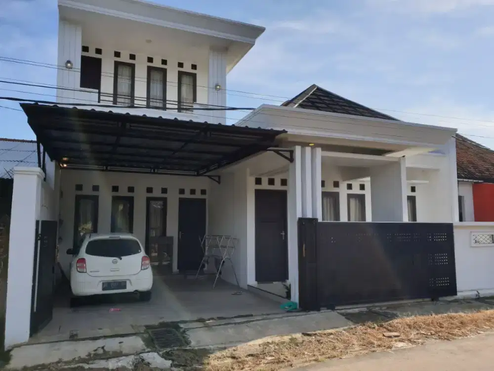 Rumah Mewah 2 Lantai