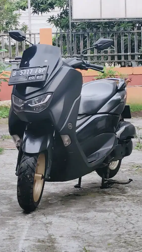 Jual Cepat Motor Yamaha Nmax dg kondisi bagus, warna Hitam tahun 2020