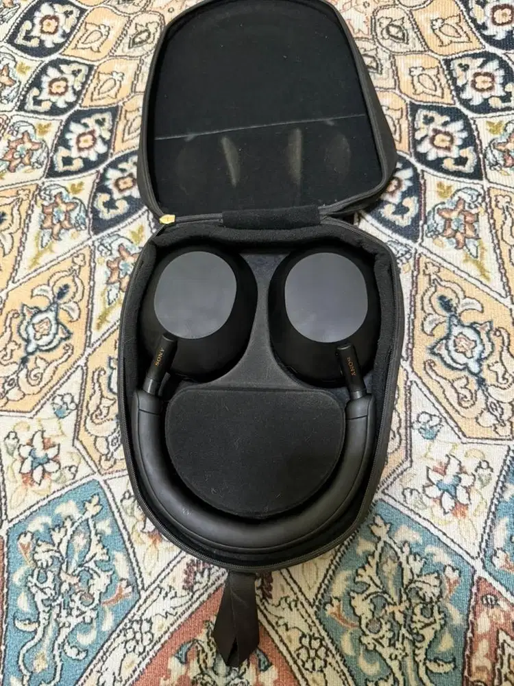 Sony WH-1000XM5 Wireless Noise Canceling Headphones