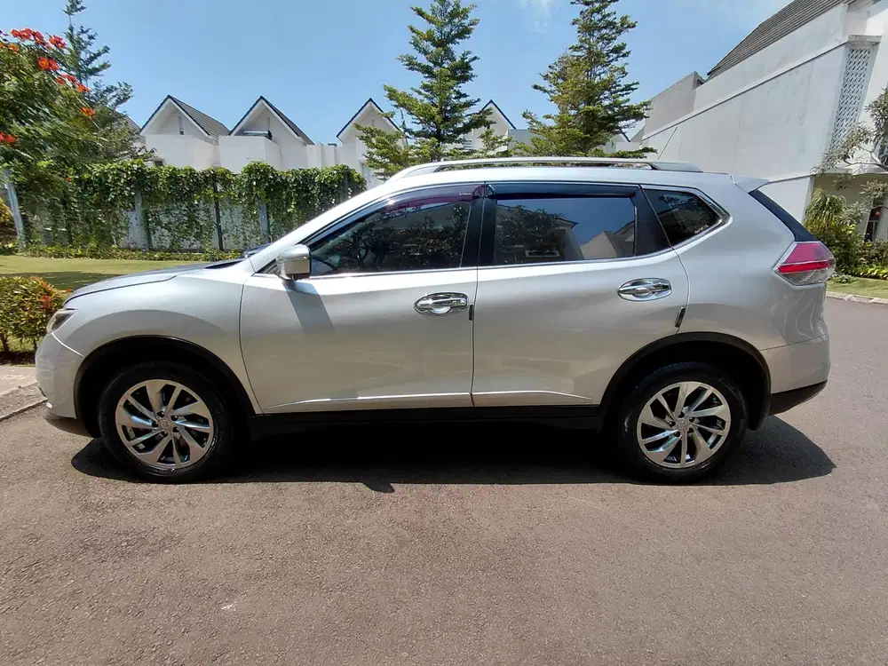 Nissan X-Trail 2015 Bensin