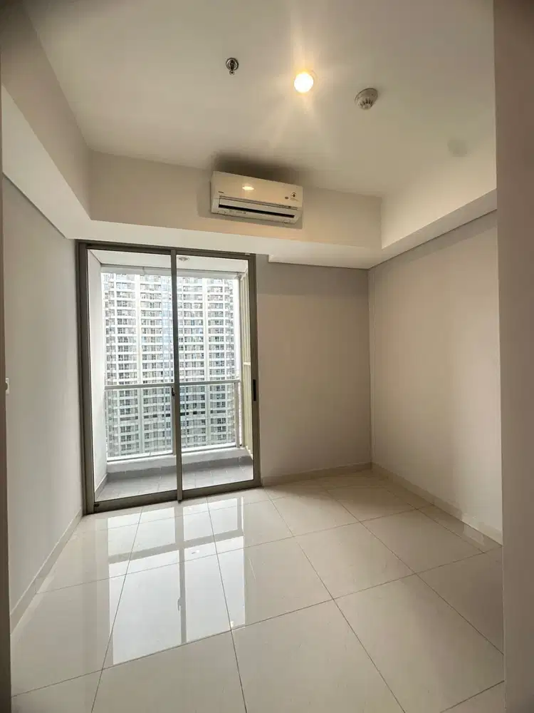 disewakan studio semi furnish taman anggrek residence