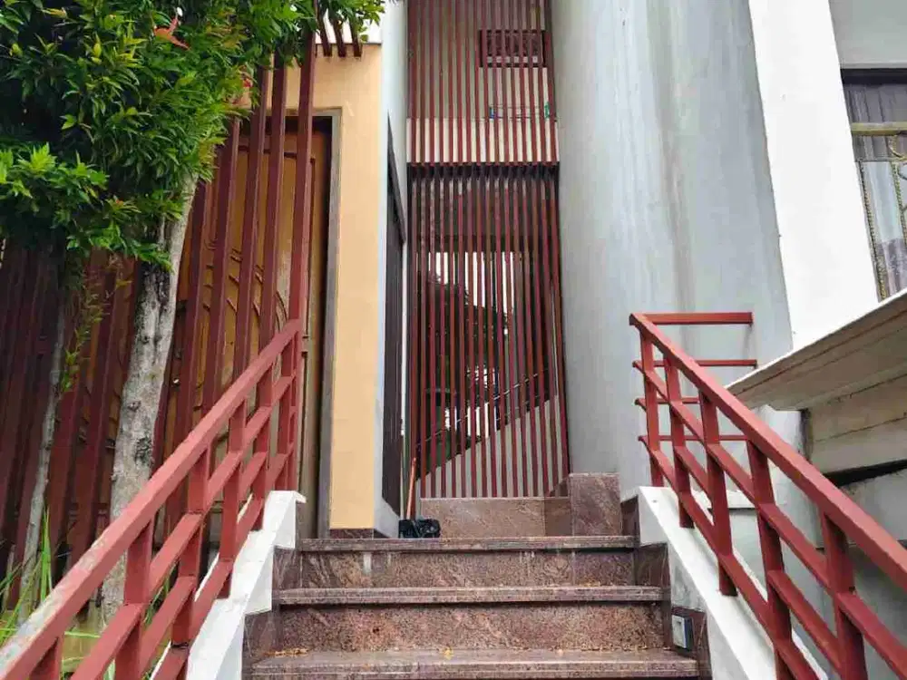 Dijual rumah mewah di cluster asia tropis harapan indah bekasi