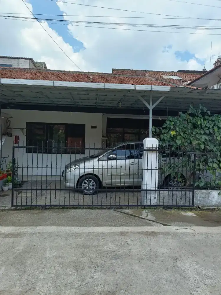 Kontrakan / Sewa Rumah Tahunan Kota Bandung 3 Kamar Tidur