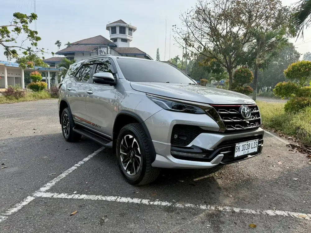 Toyota Fortuner VRZ GR TRD AT Matic 2021 Diesel solar