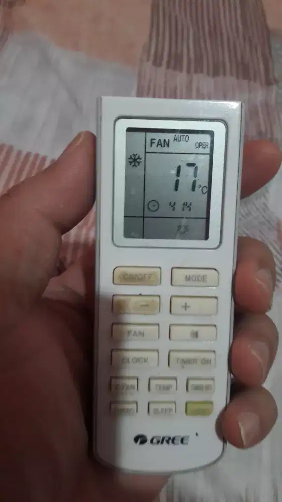 Jual ac gree setengah pk 2jt kaya baru tinggal copat trus pasang