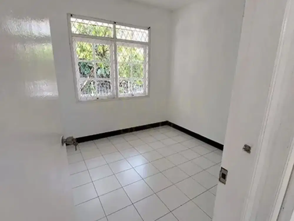 Rumah Strategis Terjangkau Daerah Arcamanik Bandung - Harga Nego