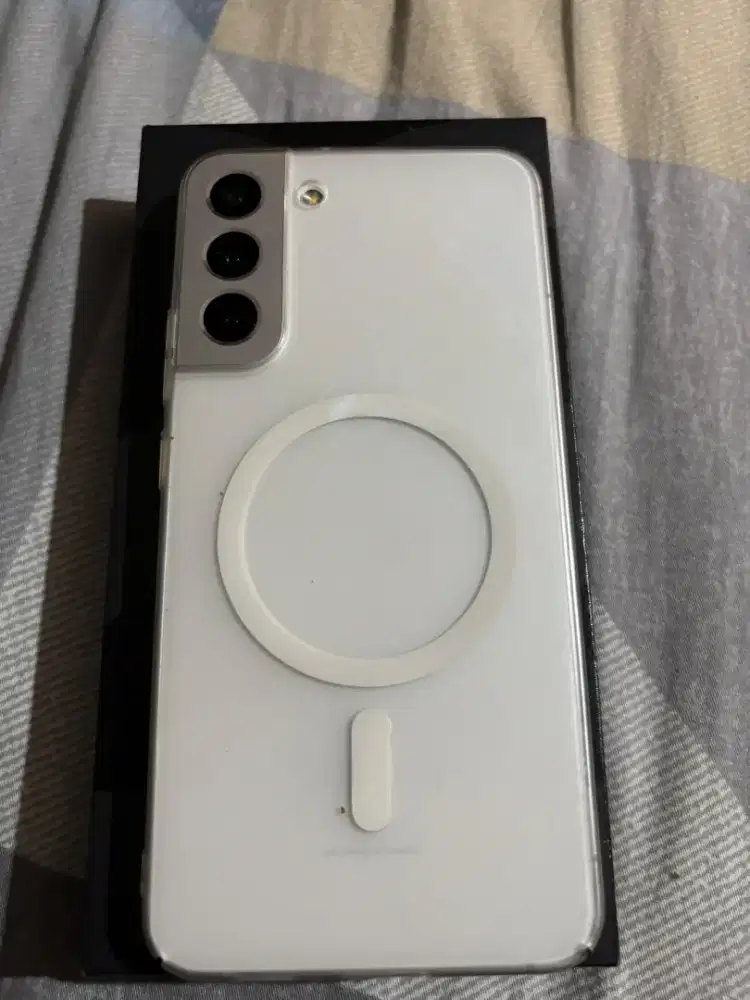 Dijual Samsung S22+ 8/128