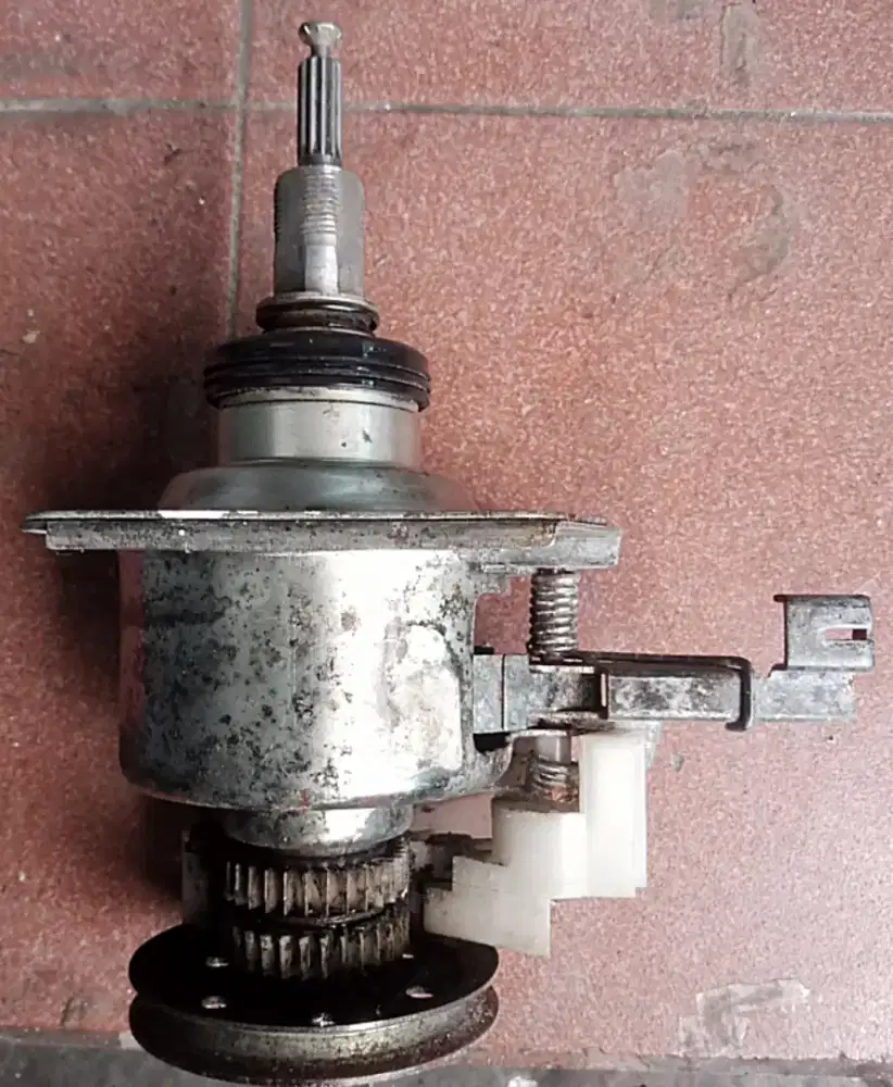 Gear box copotan mesin cuci 1 tabung SHARP.