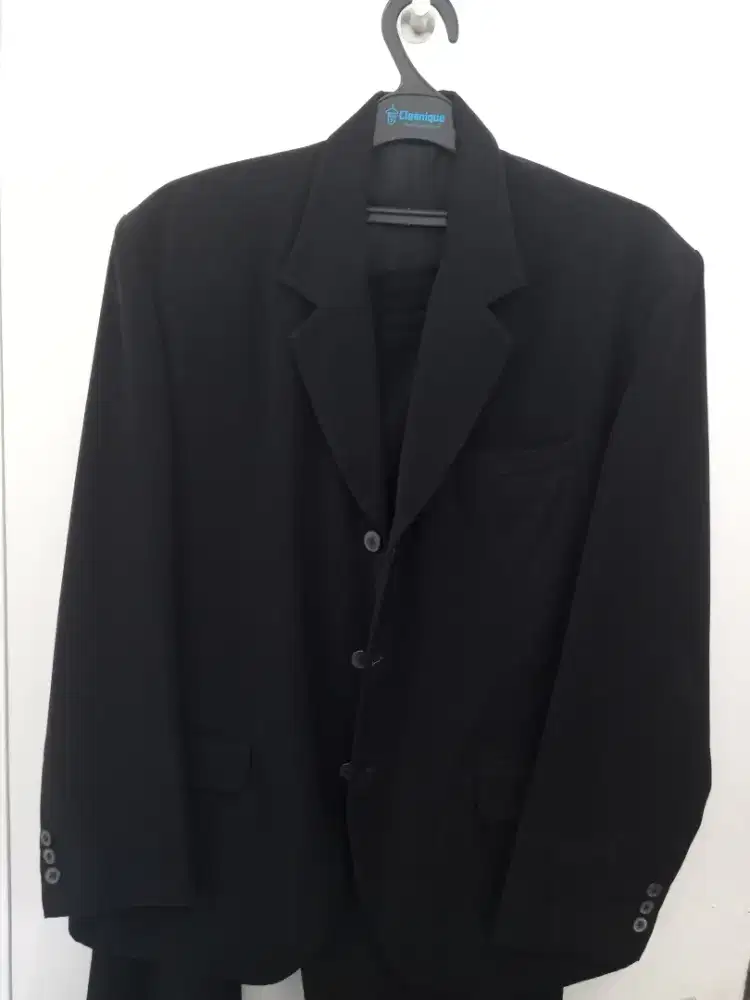 Setelan jas, warna hitam, bagus, baru sekali pakai