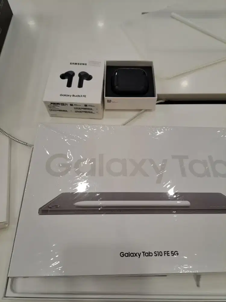 PROMO GALAXY TABLET S10FE INCLUDE BUDS 3FE & SPEAKER BLUETOOTH