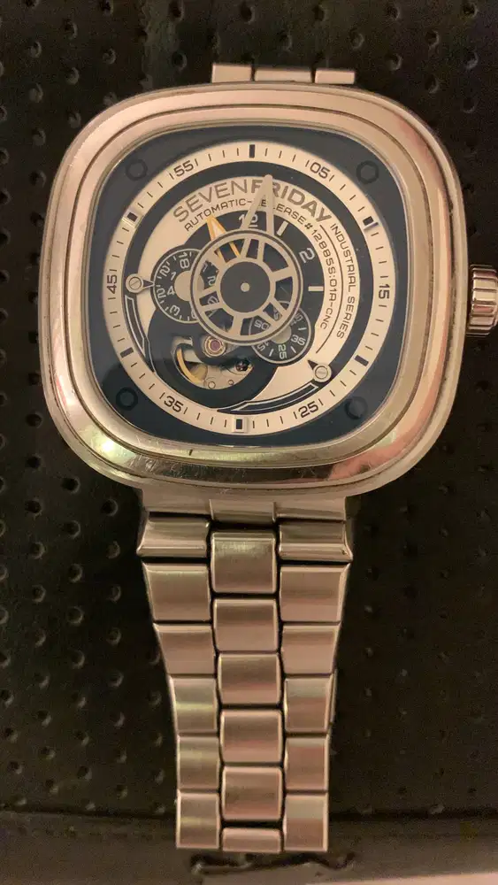 JAM TANGAN SEVENFRIDAY P1B GARANSI RESMI