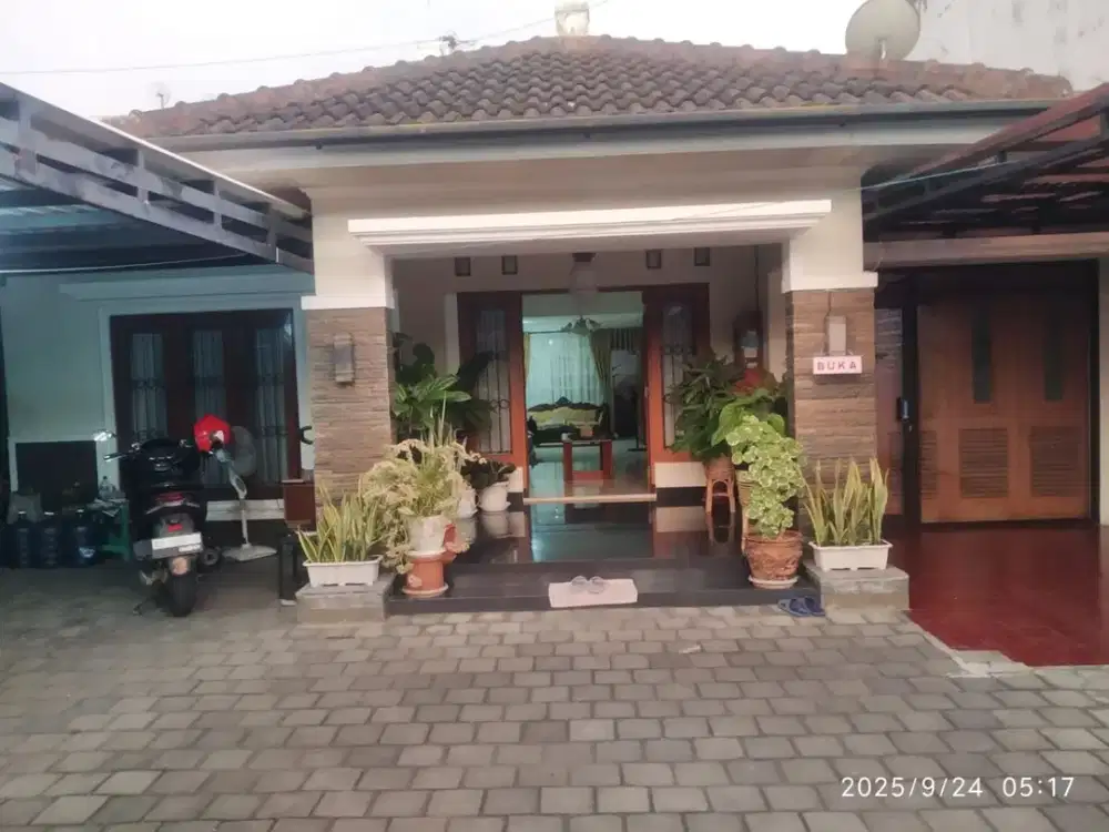 Dijual rumah semi furnishead dalam perumahan nogotirto sleman yogyakarta okasi dekat UNISA, UNU, Poltekes Yogyakarta