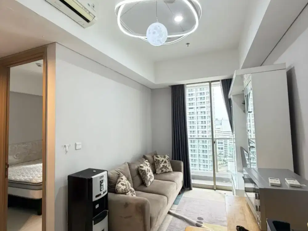 disewakan 2 bedroom full furnish taman anggrek residence