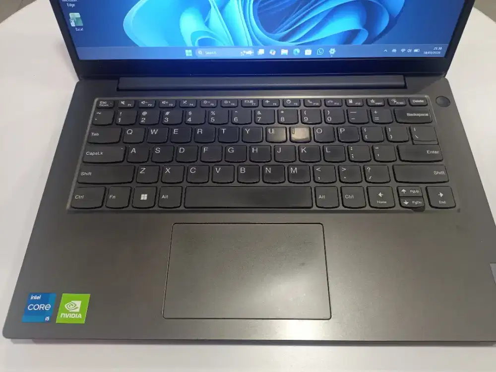 Laptop Lenovo i5 gen 11 Dual VGA MX 350