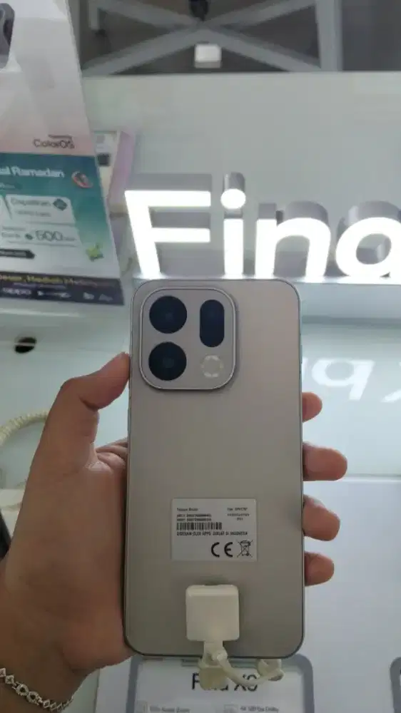 KREDIT 0% CUKUP KTP - CICILAN MULAI 300 RIBUAN