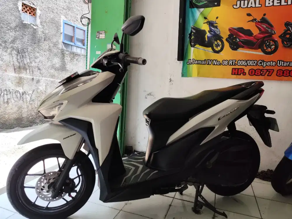 Honda Vario 125 ISS Lengkap