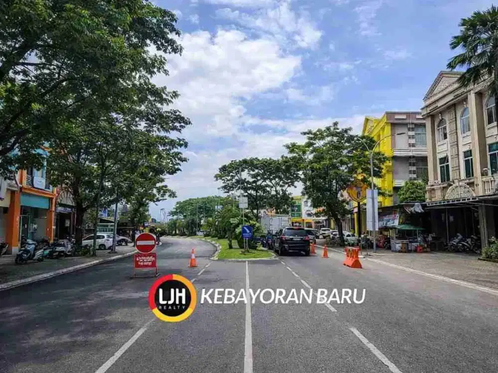 Ruko Paling murah di Pinggir Jalan Raya Boulevard Grand Galaxy!