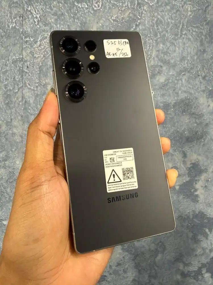 Samsung S25 Ultra 12/256 Black SEIN