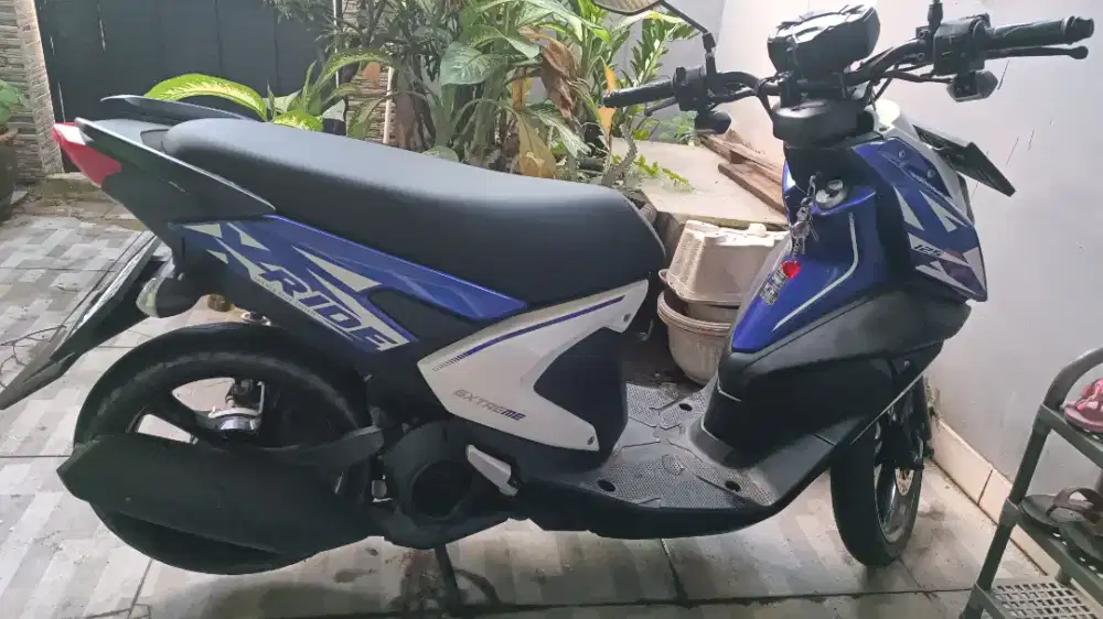 Yamaha xride 2019 biru putih