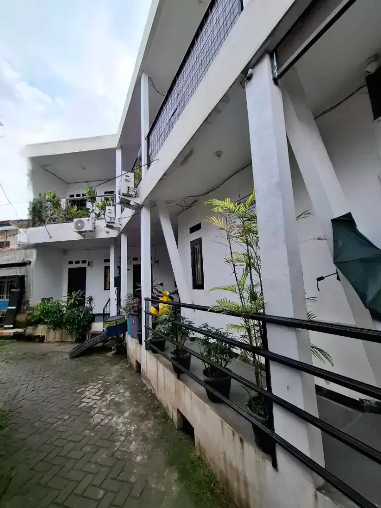 Kost AC Putri & Pasutri