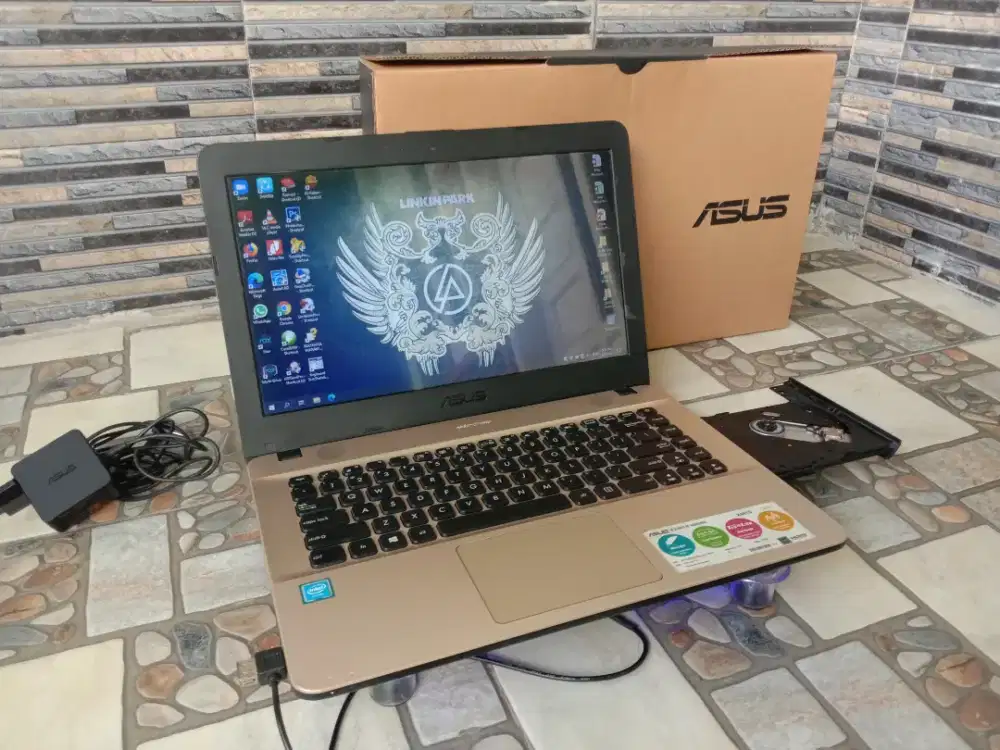 Laptop ASUS Slim + Ram 10 Gb + Internal 1000 Gb + Body Mulus + GARANSI