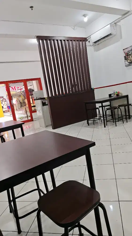 DICARI KARYAWAN/KARYAWATI