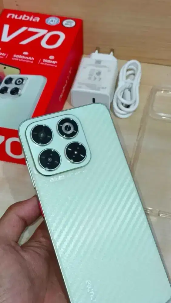 Nubia V70 NFC (20/256 GB)