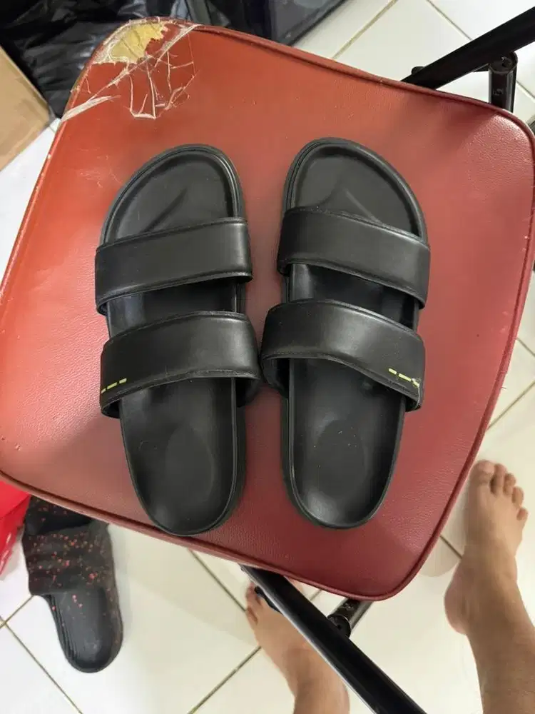 Sendal pedro jarang di pakai no42