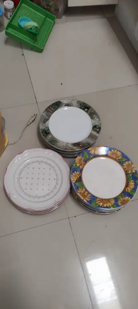 Piring Diameter 20 cm ex Metro