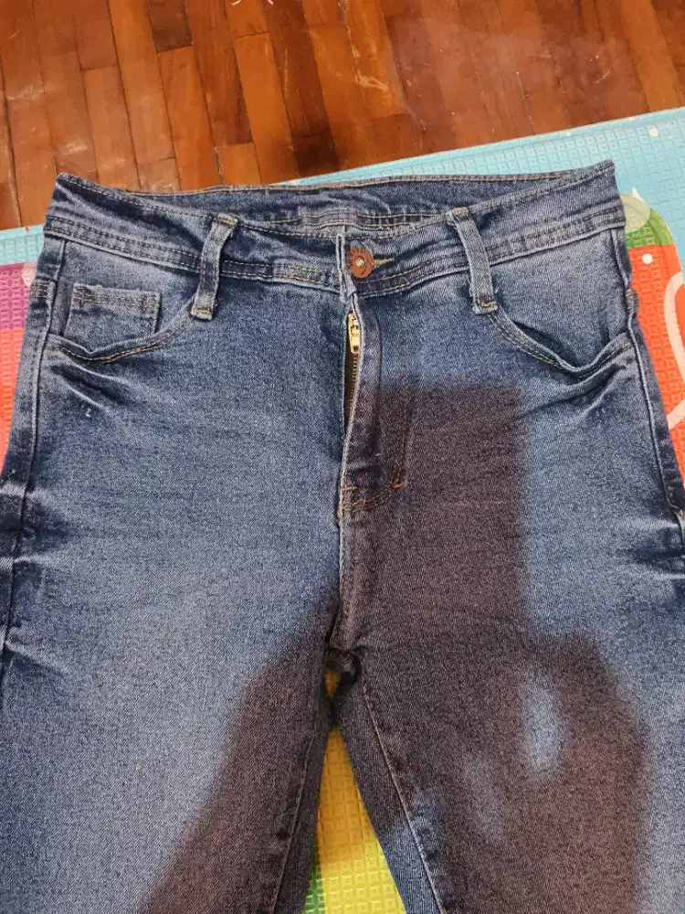 Celana anak perempuan belum pernah di pake