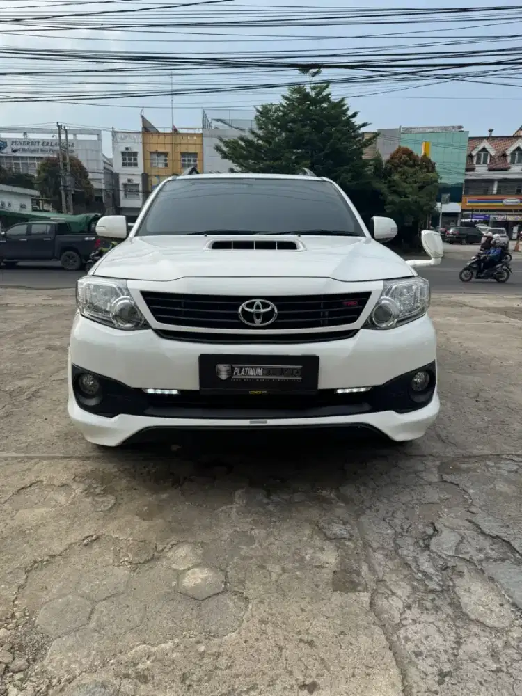 Toyota fortuner 2013 tipe G vnt trd 2.5 A/T