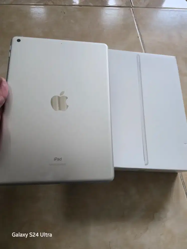 Dijual ipad 9 64 gb inter msh garansi fulset mulus