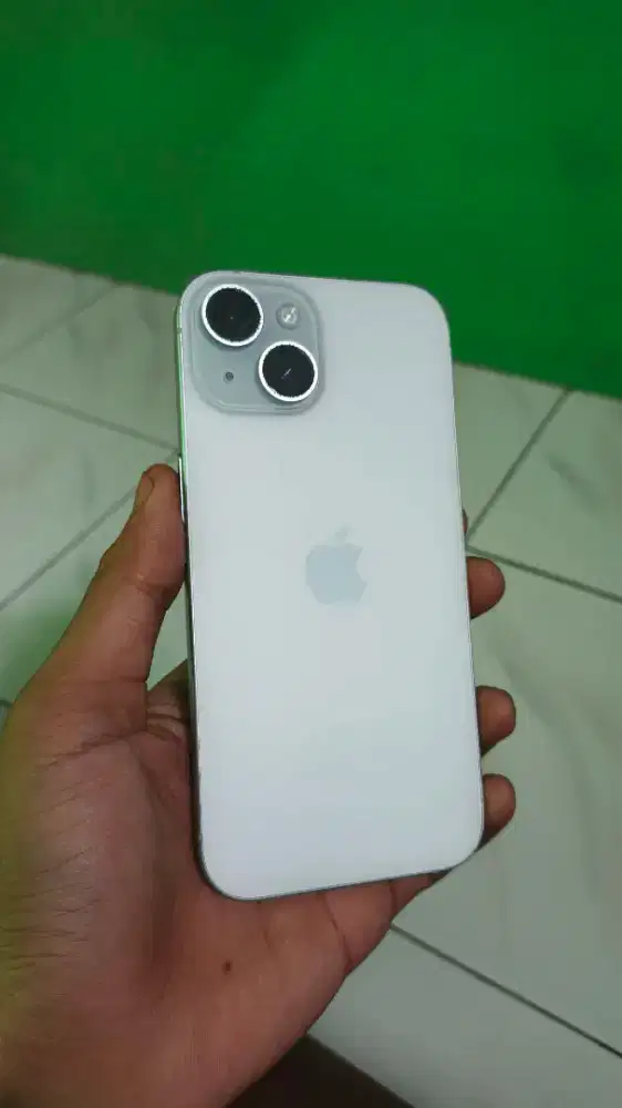 iPhone 15 128gb iBox