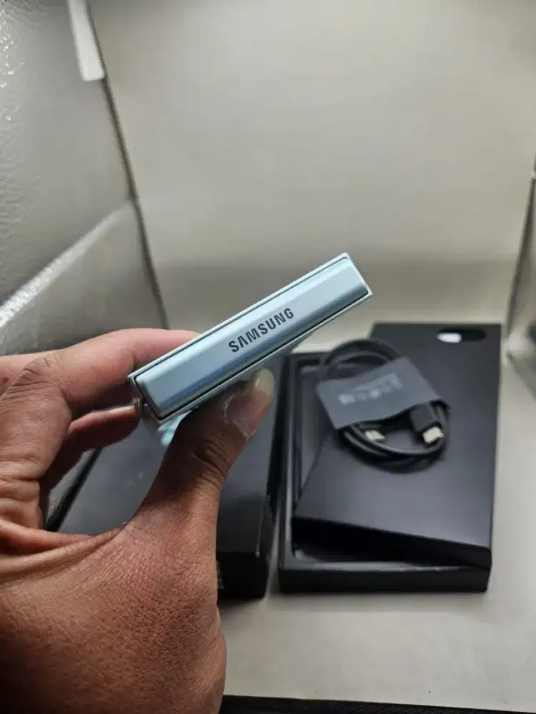 SAMSUNG Z FLIP 6 5G RAM 12/512 GB ORIGINAL SEIN NORMAL FULLSHET