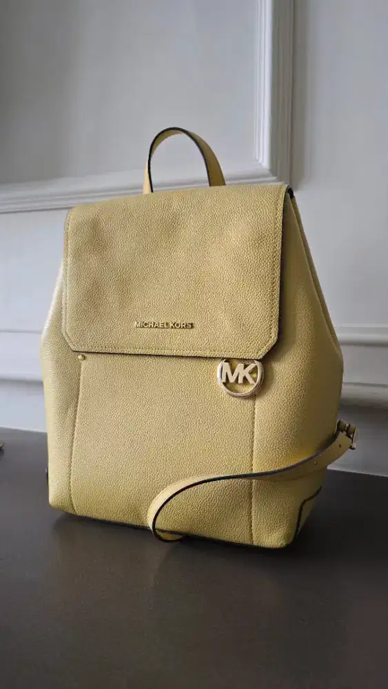 Preloved tas backpack Michael Kors