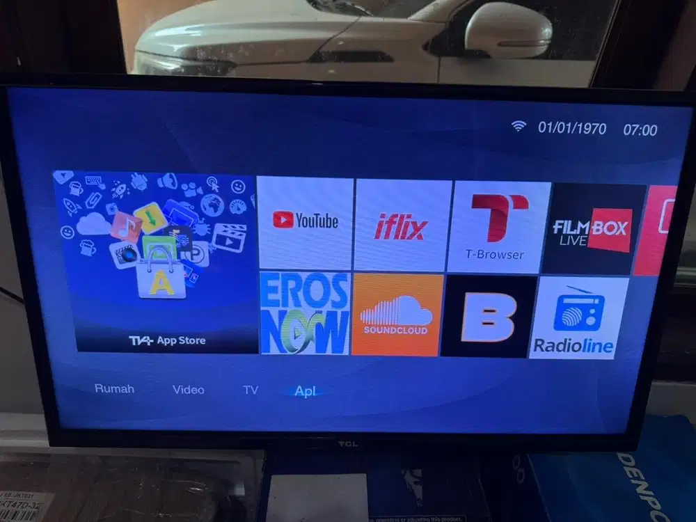 TCL Smart TV 32 Inch (L32S62) – Kondisi Mulus, Siap Netflix & YouTube!
