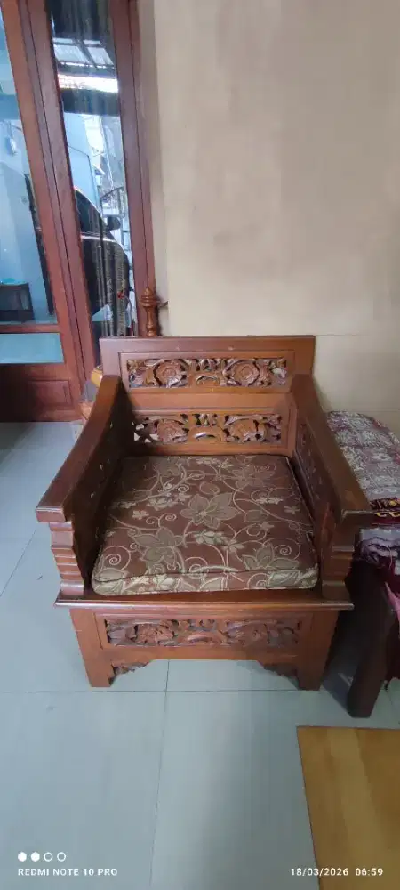 kursi bangku jati ukir