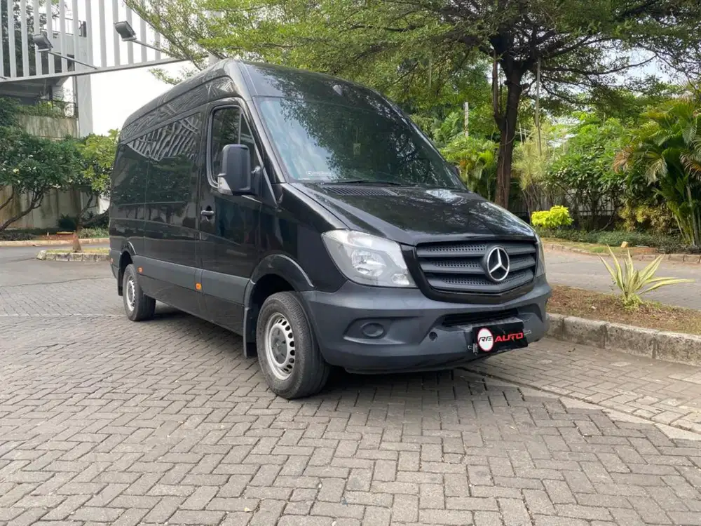 Mercedes benz sprinter A2 MT 2016 HITAM