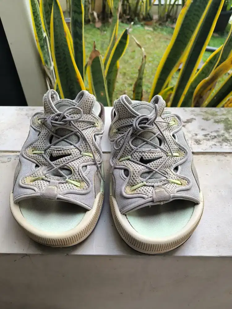 Sendal nike original bekas