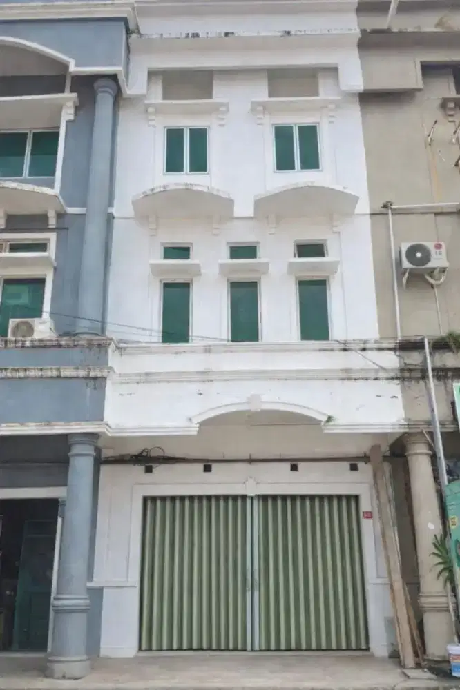 DISEWAKAN RUKO PASIR PUTIH 3.5 LANTAI (ABIS RENOV) DEKAT PASAR