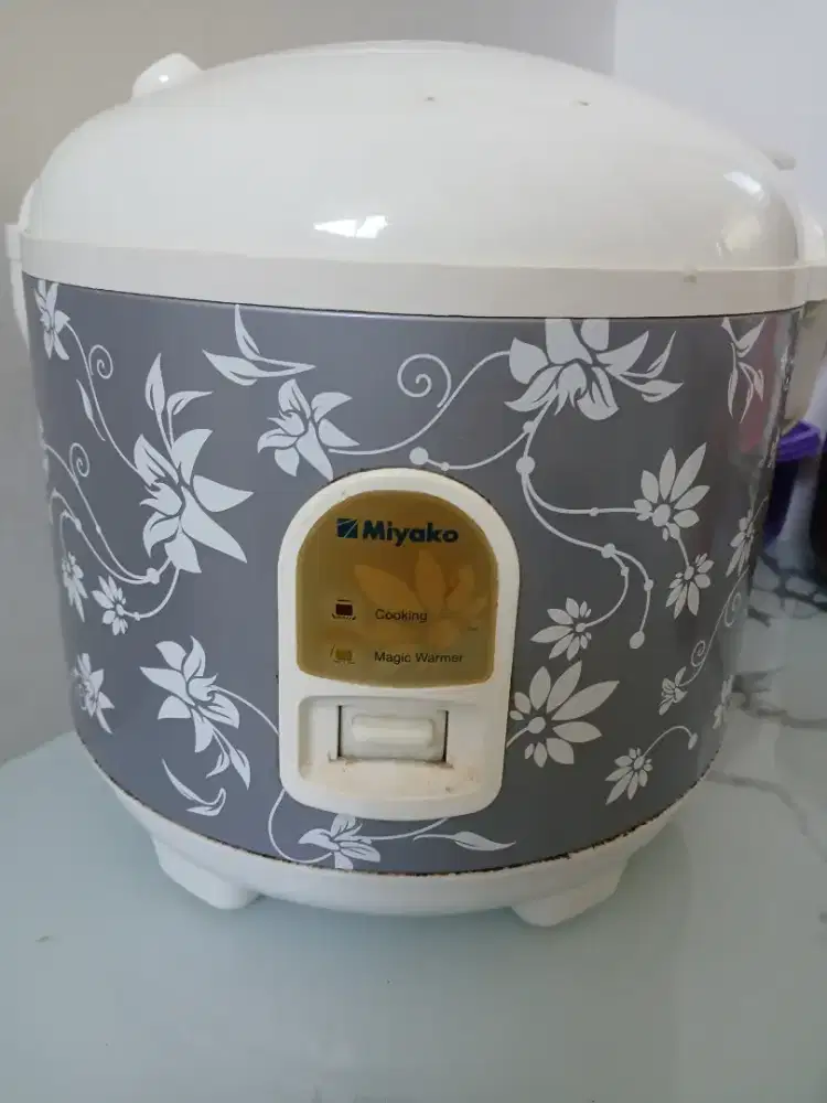 Magic com rice cooker