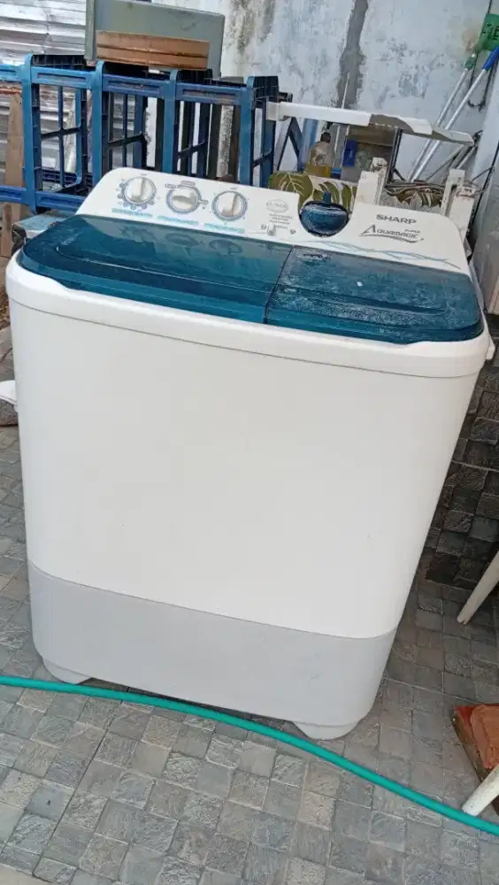 SHARP Mesin Cuci ES-T85CR / Aquamagic  / Kondisi mati total