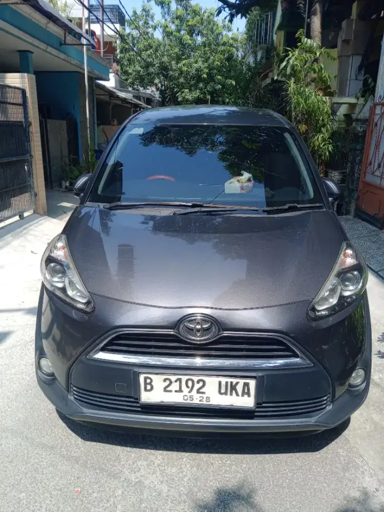 Toyota Sienta V 2018 manual