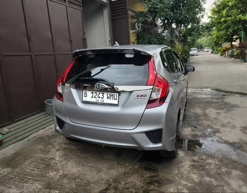 Honda Jazz RS CVT Matic AT Tahun 2015 Silver , 2016
