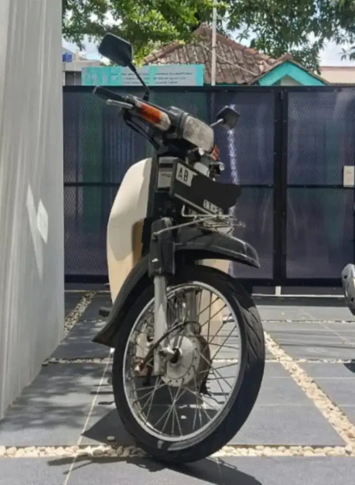 Dijual Astrea Prima 1990