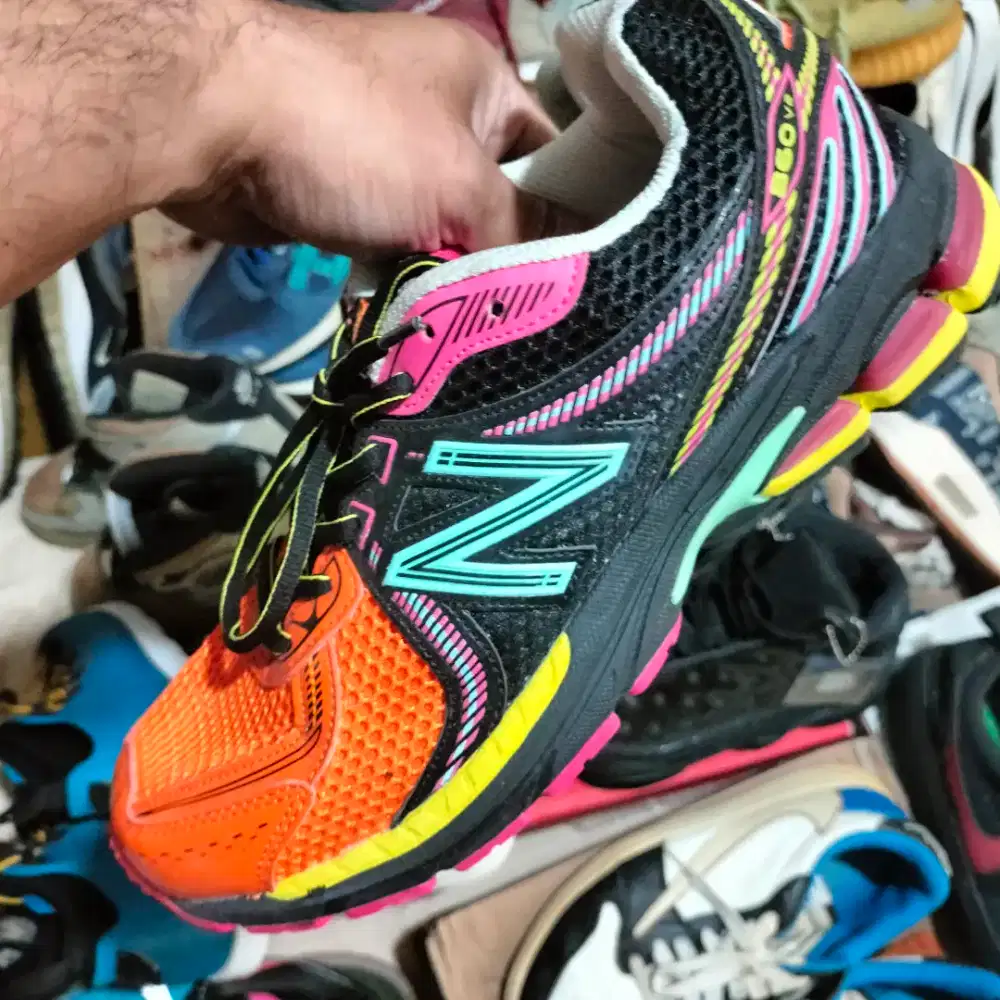 New Balance 860 V2, full colour, size 44