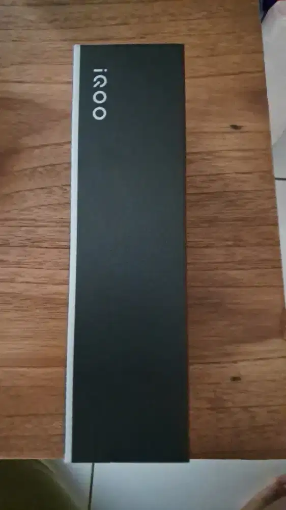 Iqoo Z10R, Internal 8/256GB