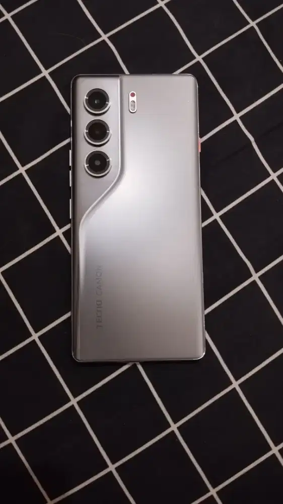 Techno Cammon 40 Pro 5G
