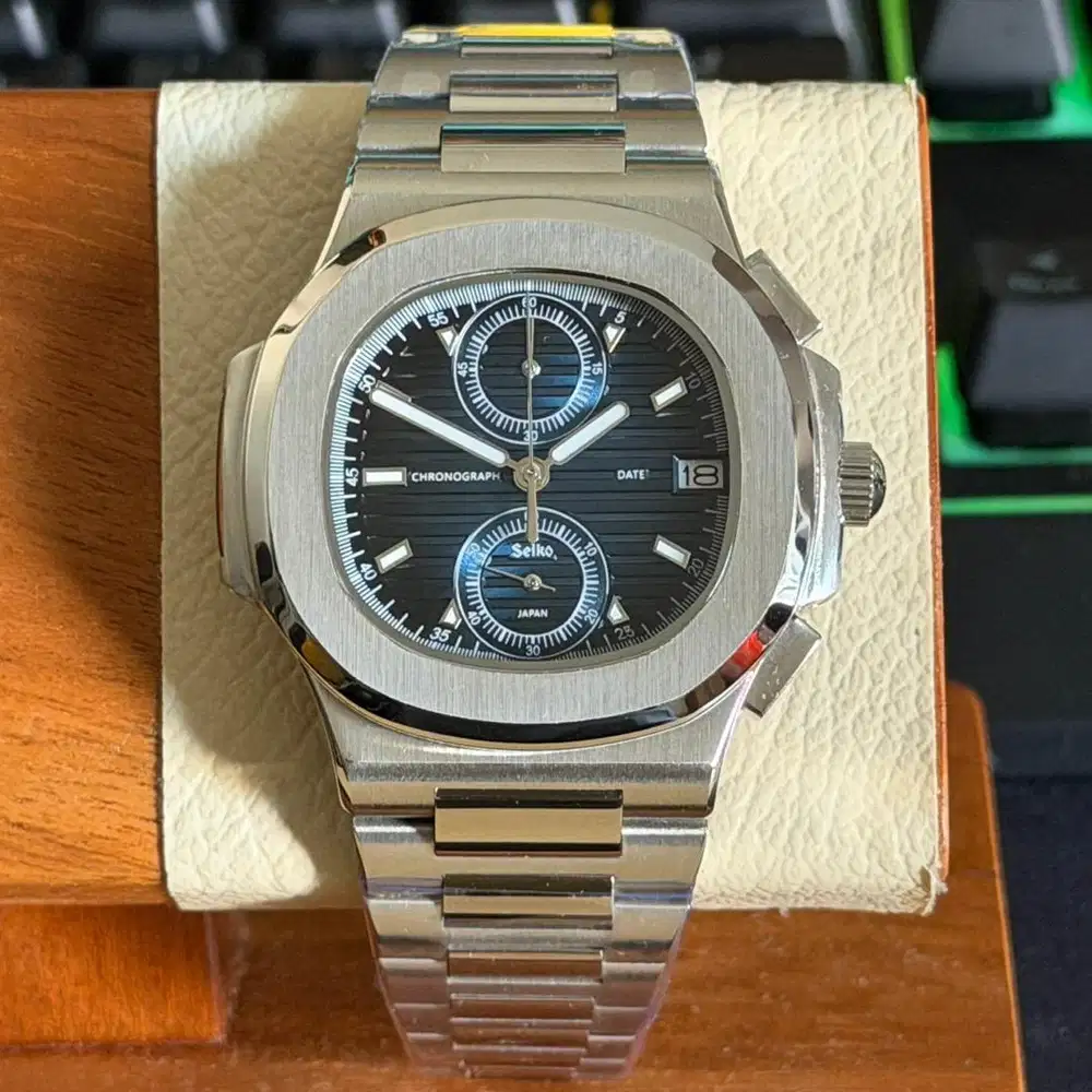 Seiko Nautilus Blue Gradient VK64 Chronograph Special Submarinerindo